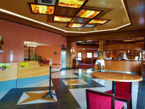 Гостиница Hotel Cigoland  Кинхейм